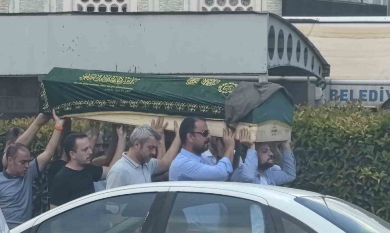 Bursa’nın İnegöl ilçesinde faaliyet gösteren bir özel kreşteki havuz etkinliğinde