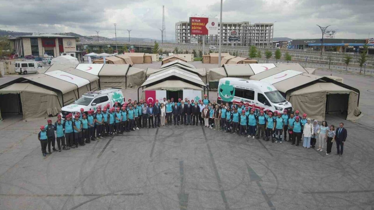 Kocaeli’de düzenlenen özel eğitimlerde, kriz anlarında bölgeye en hızlı şekilde