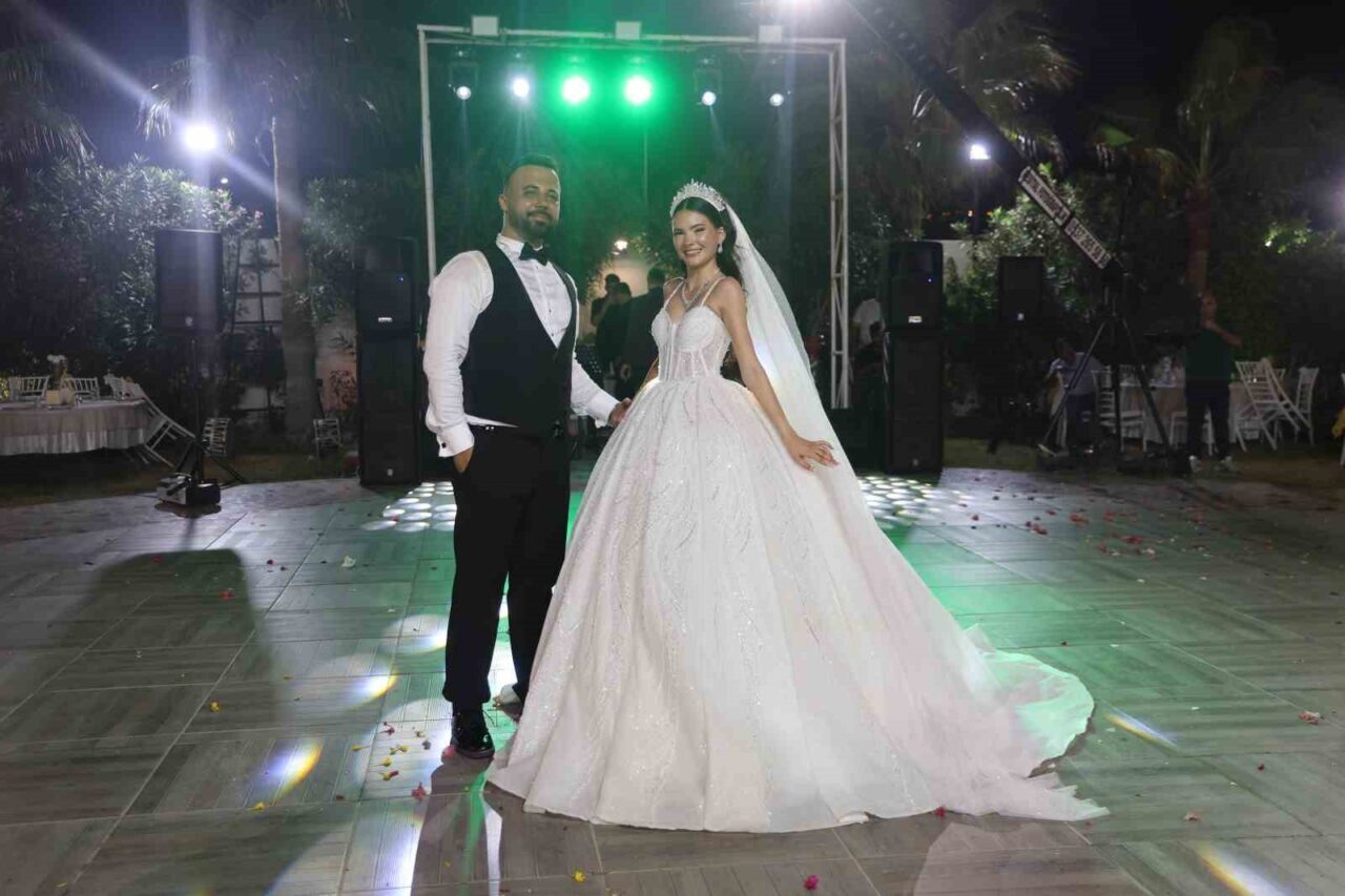 Hatay’da yaşayan adam, iş için gittiği Afrika’da tanıştığı Kübalı gelin