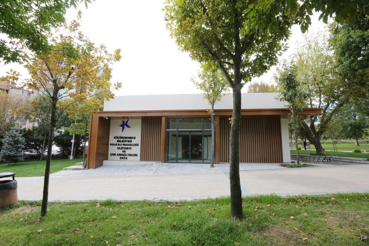 Sosyal belediyecilik anlayışıyla çalışmalarını sürdüren Küçükçekmece Belediyesi, vatandaşların özel günlerinde