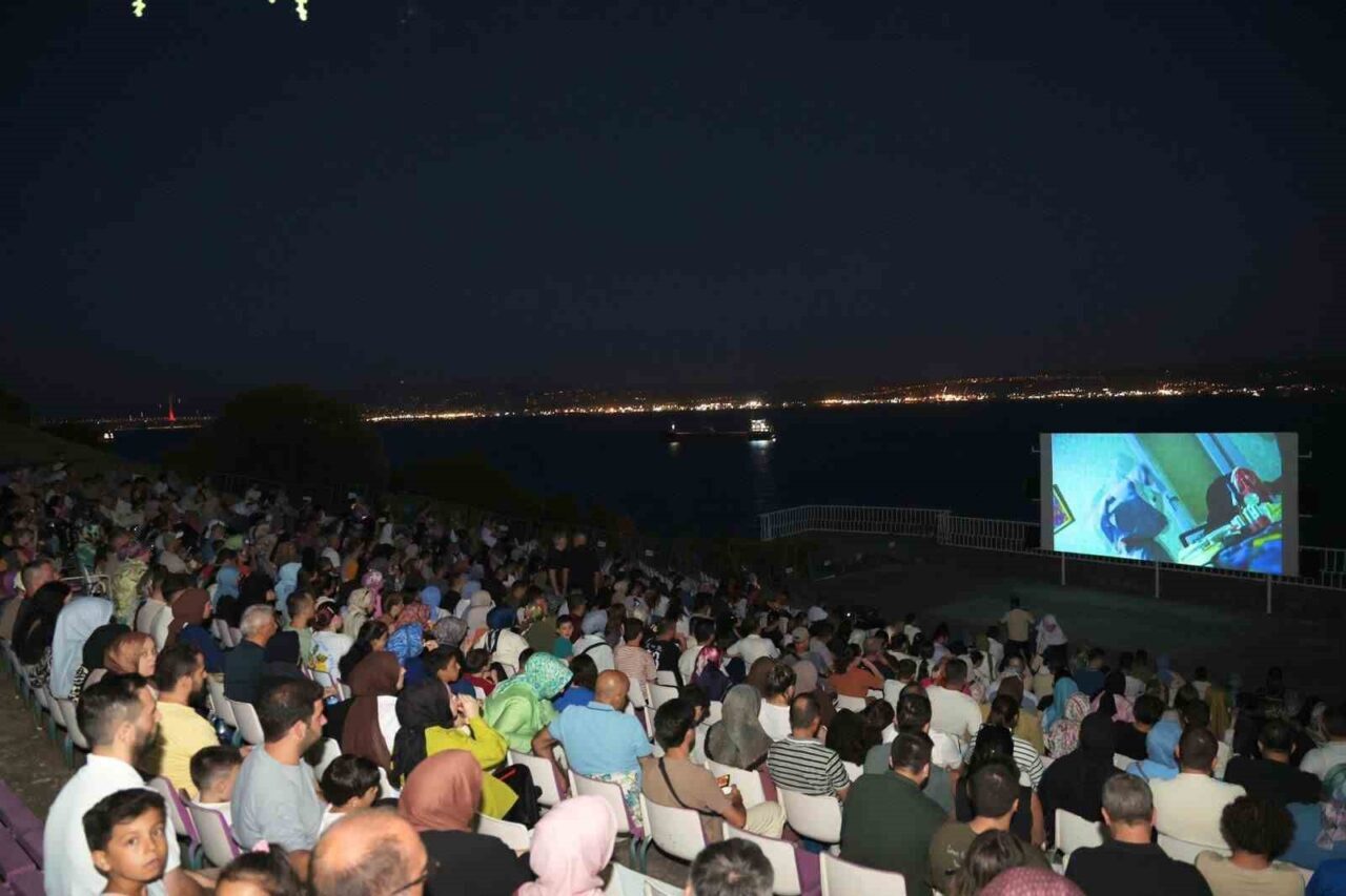 Gebze’de düzenlenen Eskihisar Kalesi Kültür ve Sanat Akşamları, on gün