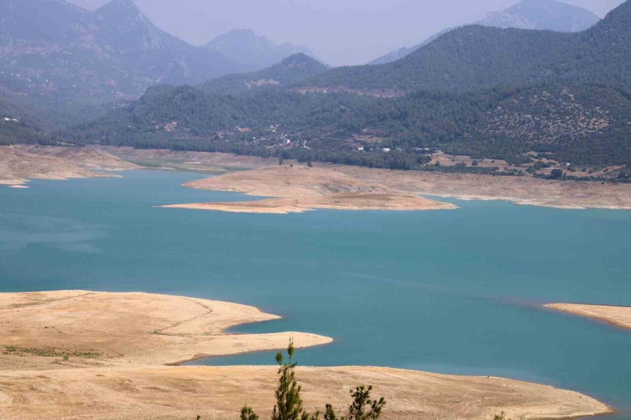 Türkiye’nin önemli üretim merkezlerinden Adana’da her geçen gün artan hava