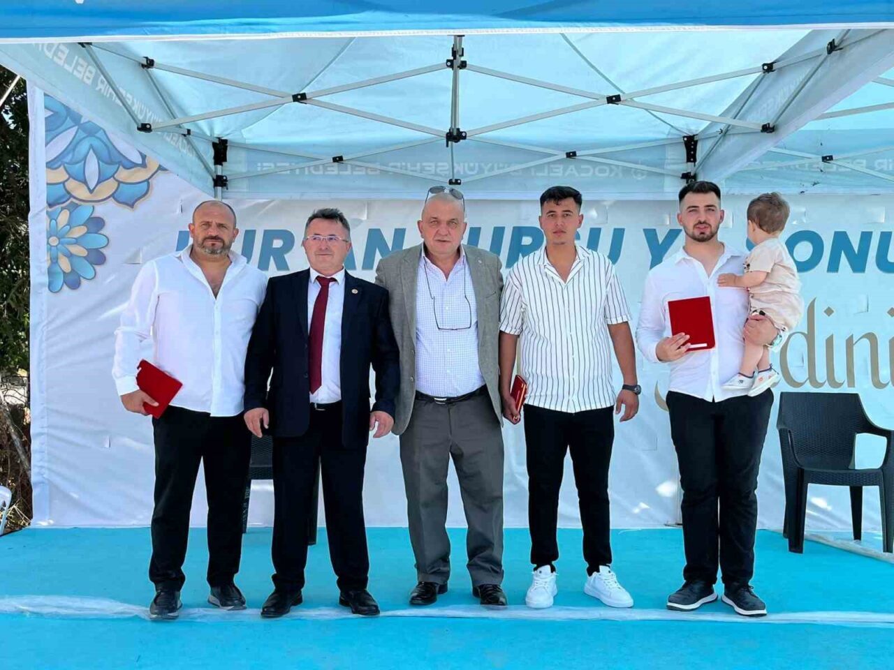 Körfez ilçesindeki Sevindikli Mahallesi’nde yaz dönemi Kur’an kursunu başarıyla tamamlayan