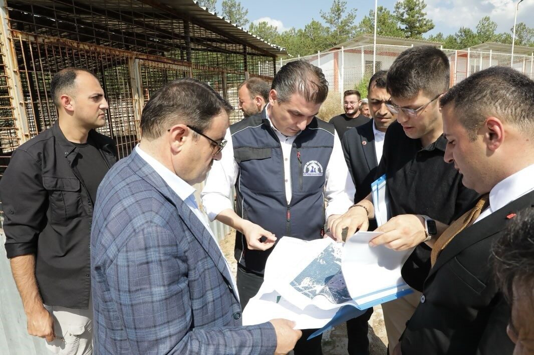 Kütahya Valisi Musa Işın, sahipsiz hayvanlara yönelik hizmetlerin aynı zamanda