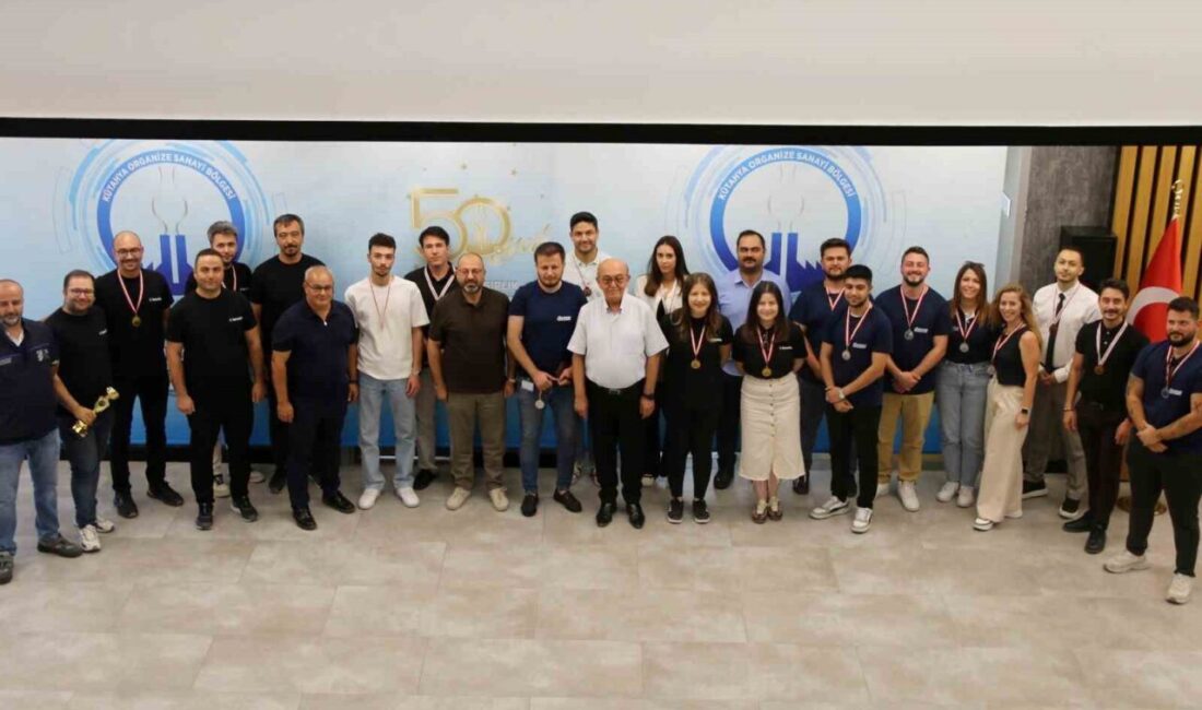 Kütahya Organize Sanayi Bölgesi (OSB) tarafından düzenlenen Firmalar Arası Voleybol