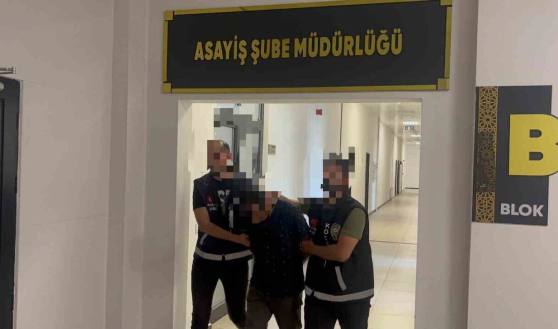 Kocaeli’nin İzmit ilçesinde beraber alkol aldığı kuzenini çıkan tartışmada göğsünden