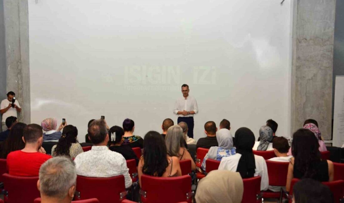 Manisa Fotoğraf Derneği tarafından 19 Ağustos Dünya Fotoğrafçılık Günü dolayısıyla