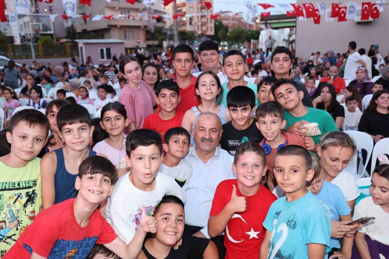 Gebze Belediyesi tarafından geleneksel hale getirilen ve çocuklar tarafından büyük