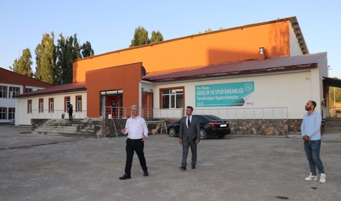 Muş’un Malazgirt ilçesinde gençlik ve spor yatırımlarıyla sosyal ve sportif