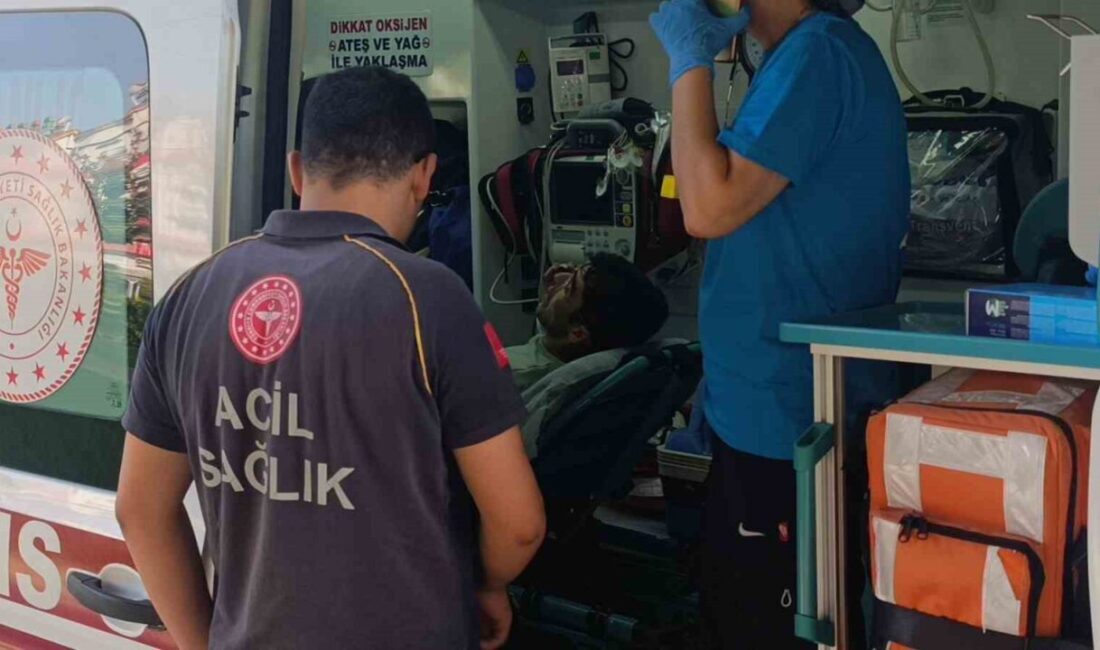 Manavgat’ta seyir halindeki motosikletin kaldırıma çarparak devrilmesi sonucu meydana gelen