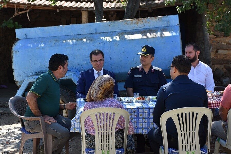 Manisa’nın Salihli ilçesinde, 1995 yılında Erzincan’ın Kemaliye ilçesinde bölücü örgüt