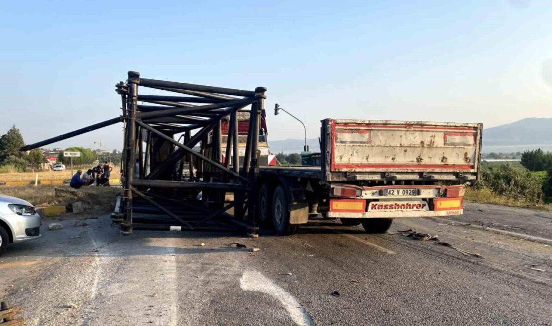 Manisa’nın Alaşehir ilçesinde sabah saatlerinde meydana gelen zincirleme trafik kazasında