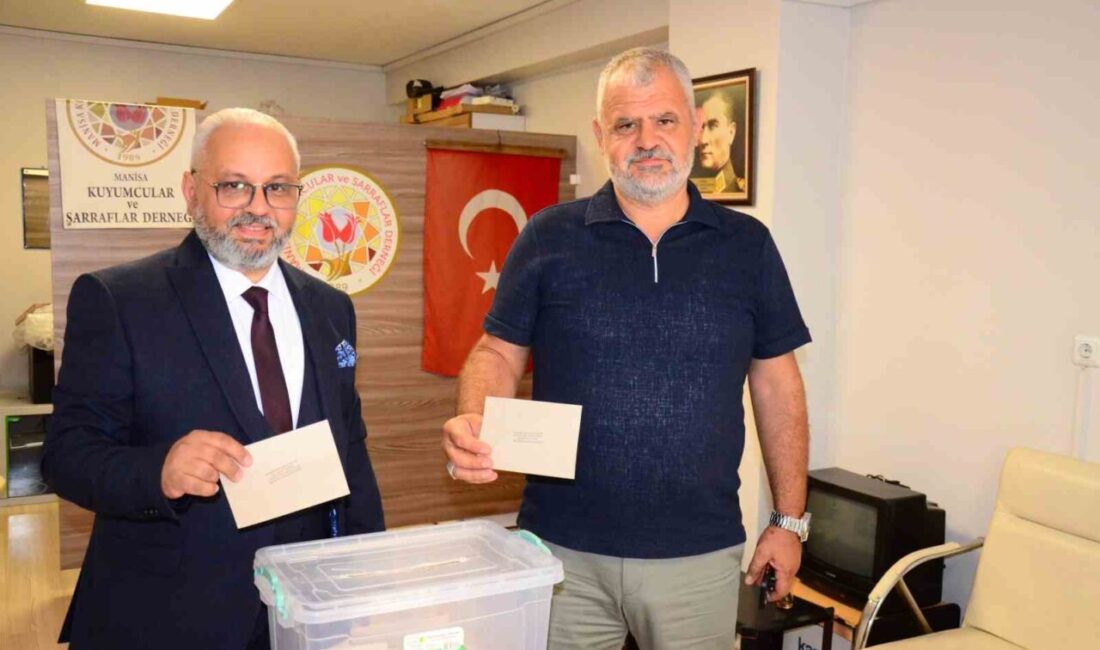 Manisa Kuyumcular ve Sarraflar Derneği’nde mevcut Başkan Erkan Özşen’in yeniden