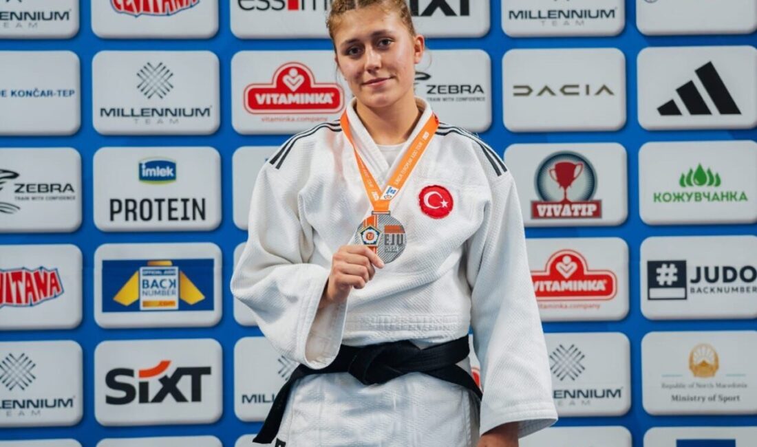 Makedonya’nın başkenti Üsküp’te düzenlenen Gençler Avrupa Judo Kupası’nda Türkiye’yi başarıyla