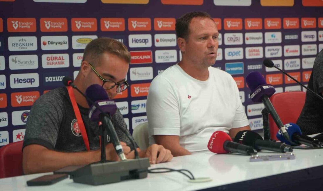 Karagümrük Teknik Direktörü Marcel Licka, Antalyaspor maçının ardından yaptığı açıklamada,