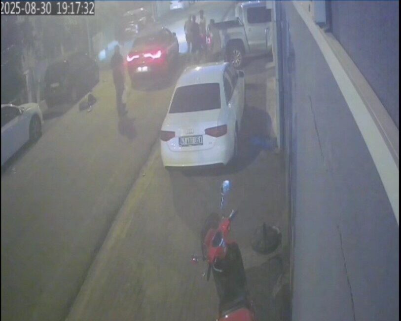 Mardin’in Midyat ilçesinde polis ekiplerinin “dur” ihtarına uymayan araç sürücüsü,