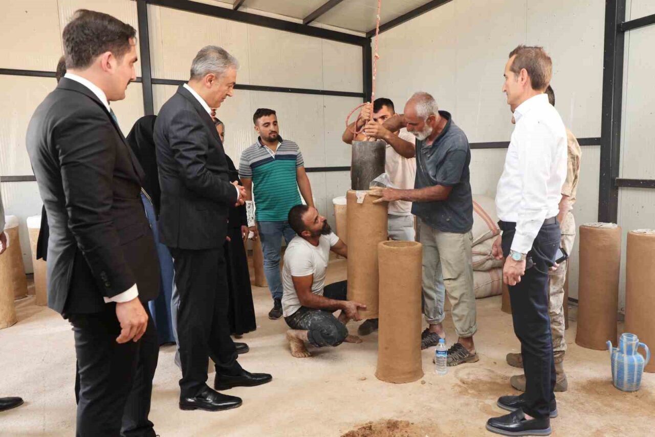 Mardin’in Dargeçit ilçesi Temelli Mahallesinde geleneksel arı kovanı üretim projesi