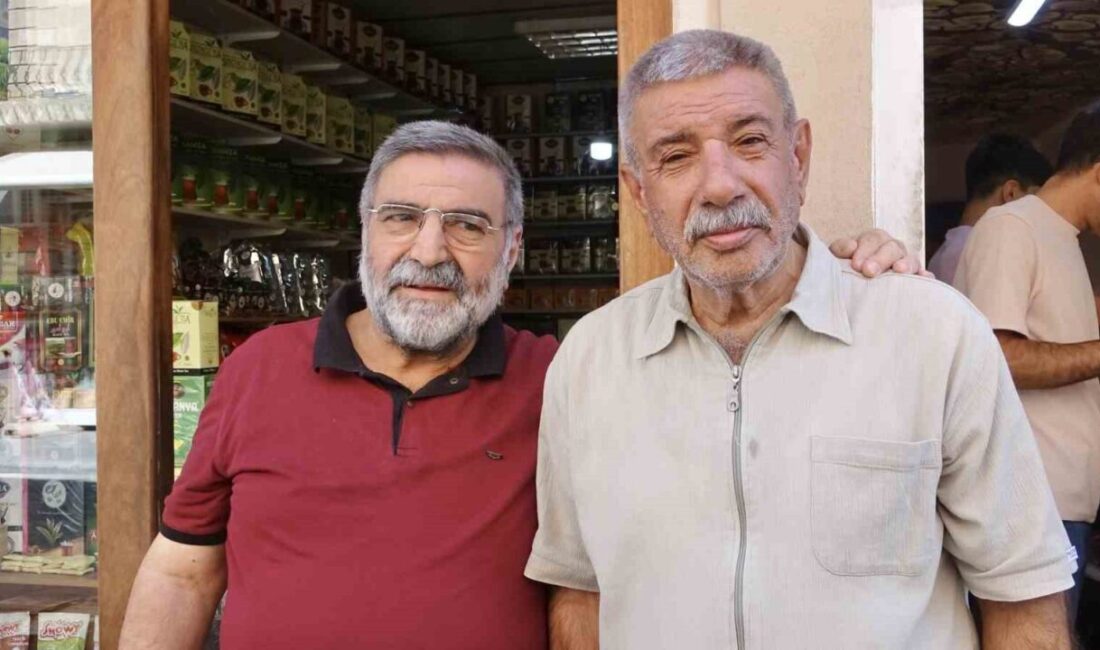 Mardin’de, 20’li yaşlarına kadar birlikte top oynayıp eğlenen ve ardından