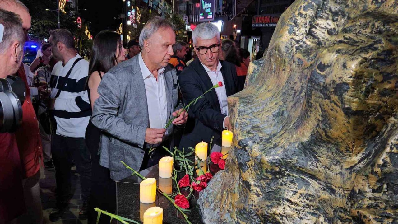 17 Ağustos 1999 Marmara Depremi’nin yıl dönümünde İstanbul’da hayatını kaybedenler