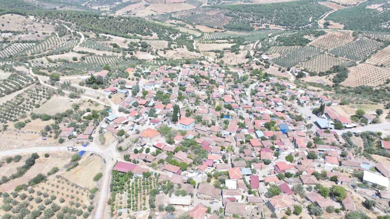 Manisa Büyükşehir Belediyesi, Salihli ilçesine bağlı Kurttutan Mahallesi’nde 4 bin