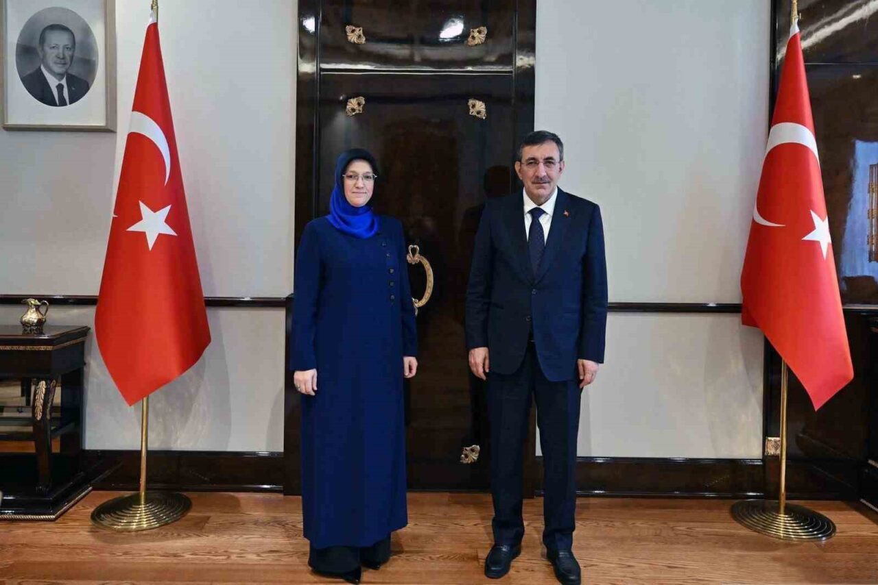 Manisa Celal Bayar Üniversitesi (MCBÜ) Rektörü Prof. Dr. Rana Kibar,