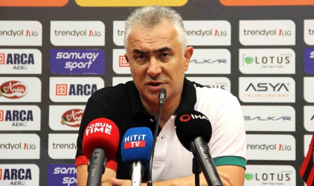 Amed Sportif Faliyetler Teknik Direktörü Mehmet Altıparmak, Çorum FK maçının