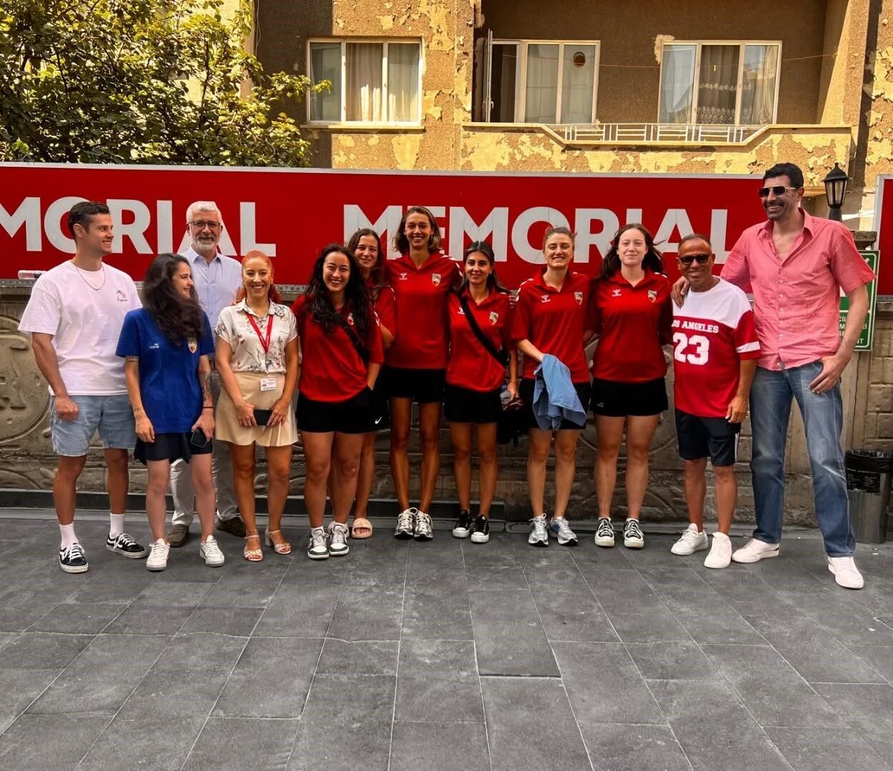ING Kadınlar Basketbol Süper Ligi Lig ekiplerinden Melikgazi Kayseri Basketbol;