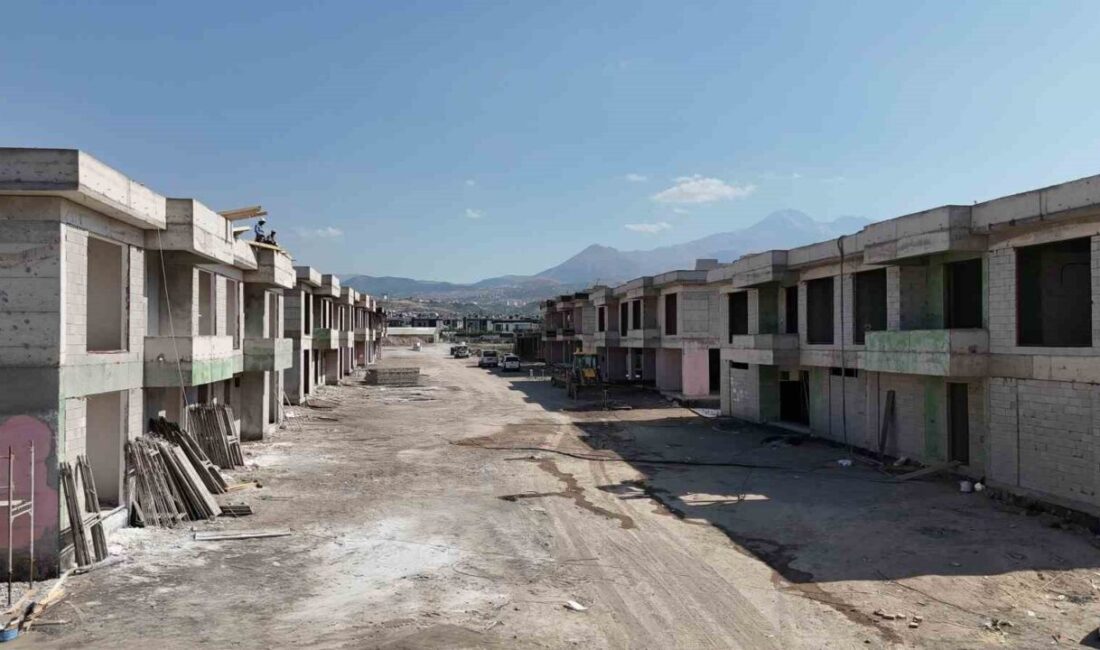 İlçede 6 bölgede hayata geçirdiği kentsel dönüşüm çalışmaları ile birçok