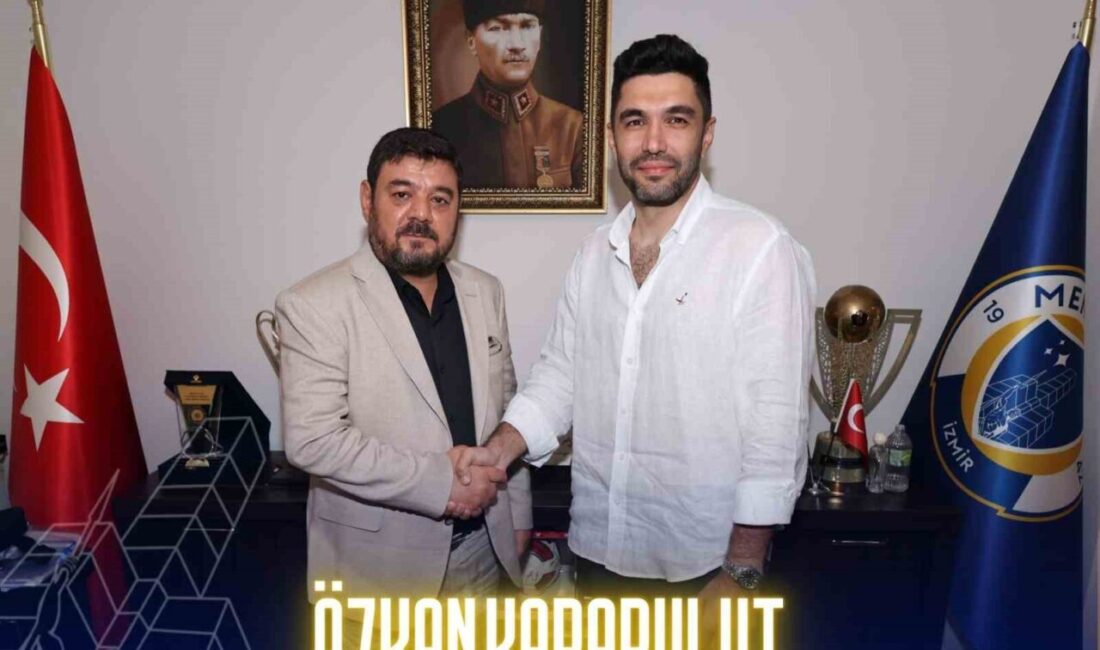 Menemen FK, son olarak Sarıyer’de forma giyen 34 yaşındaki kaleci