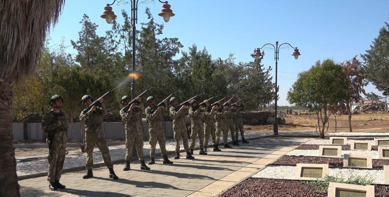 Kilis’te, Mercidabık Zaferi’nin 509’uncu, Fırat Kalkanı Harekatı’nın ise 9’uncu yıl
