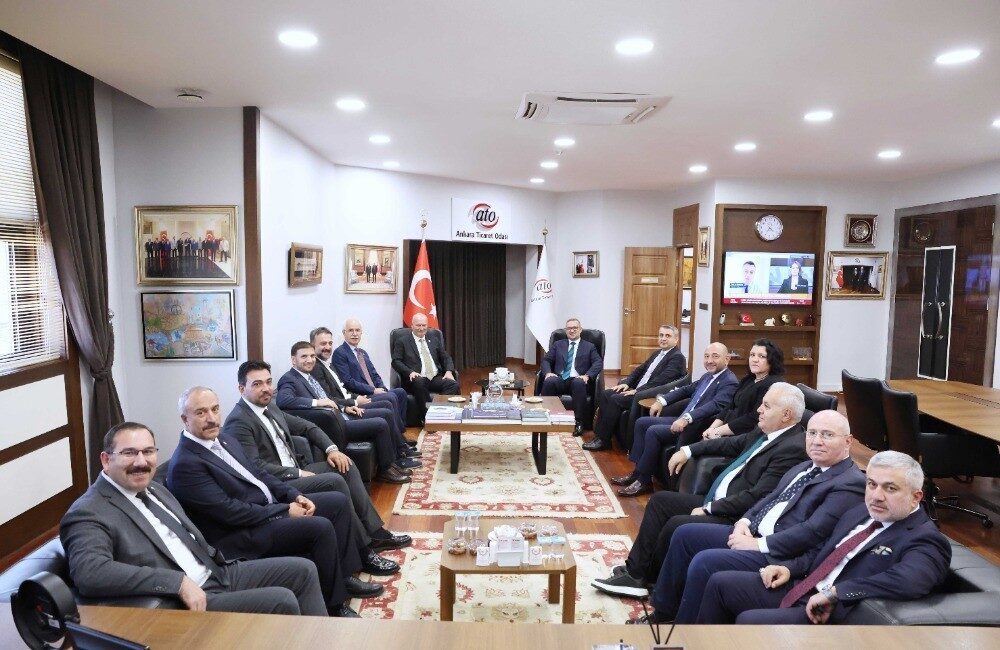 Merkez Bankası Başkanı Fatih Karahan, ekibiyle birlikte Ankara Ticaret Odası’nı