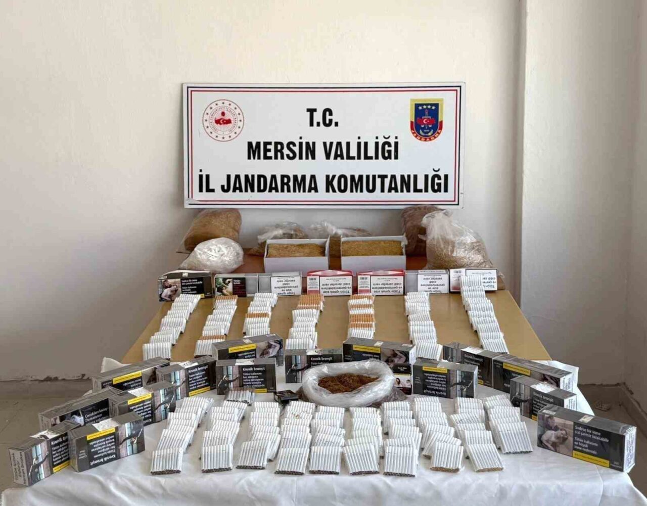 Mersin’in Bozyazı ilçesinde jandarmanın düzenlediği operasyonda 19 bin 155 makaron,