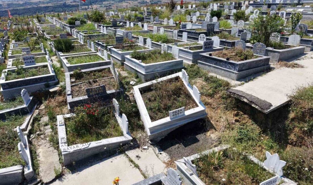 Samsun’da Derecik Mezarlığı’nda meydana gelen heyelan problemini çözmek için Orta