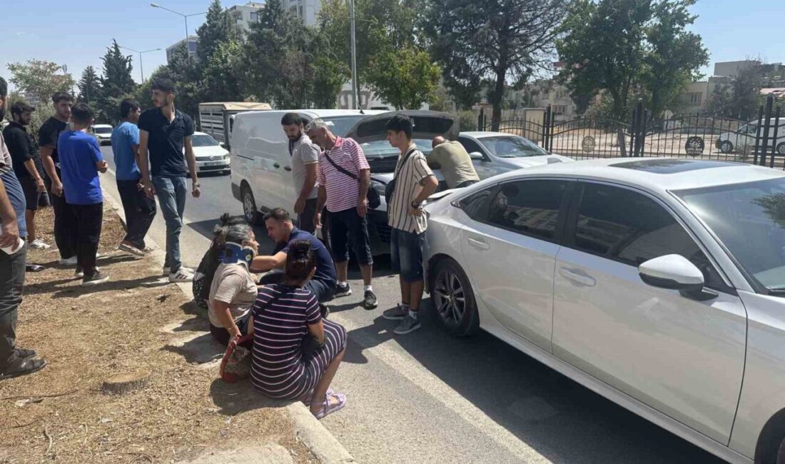 Adıyaman’da otomobil ile minibüsün çarpışması sonucu meydana gelen kazada 1