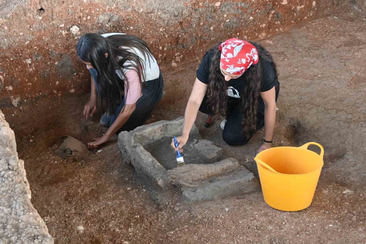 Eskişehir’de yaklaşık 5 bin 200 yıl önce insan topluluklarının yaşadığı
