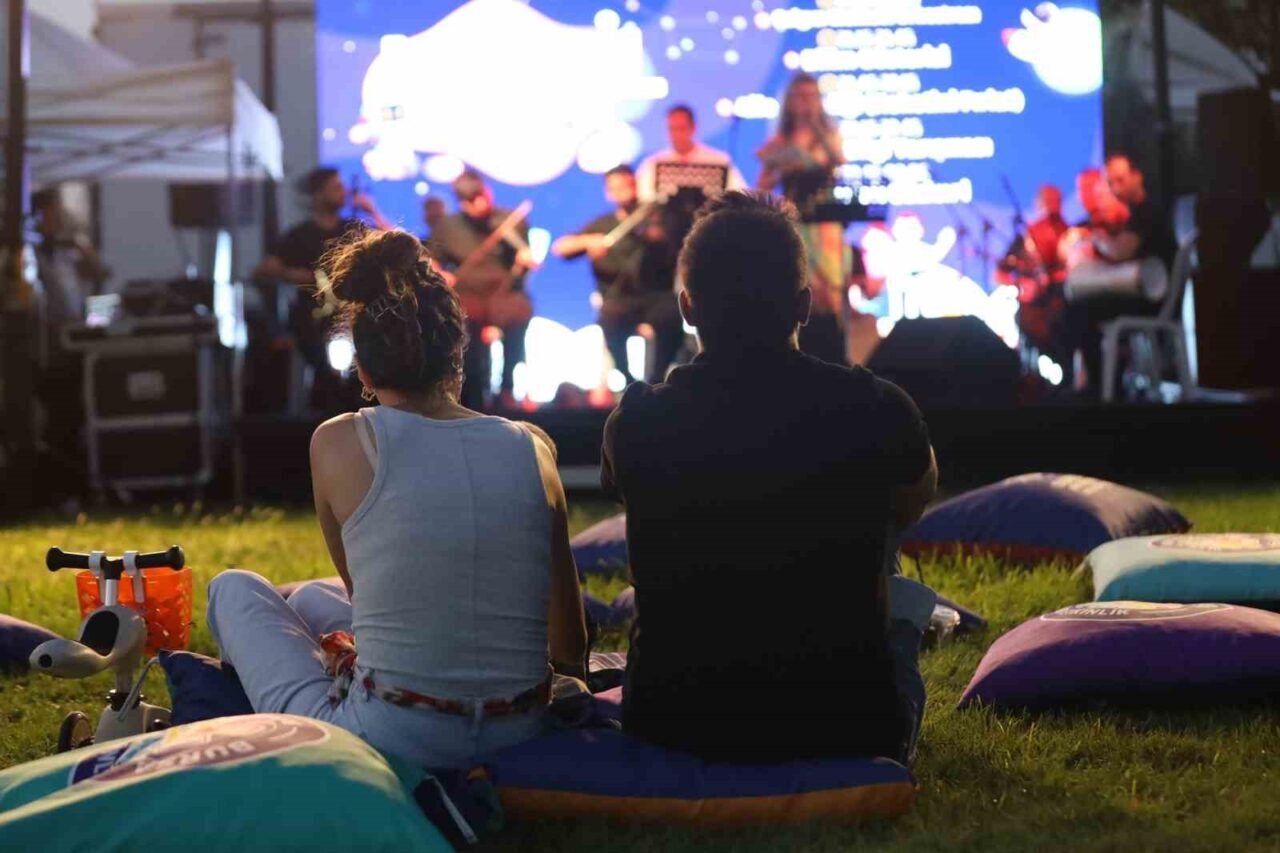 Bursa Büyükşehir Belediyesi’nin bilimi toplumun tüm kesimleriyle buluşturmak ve gençlere