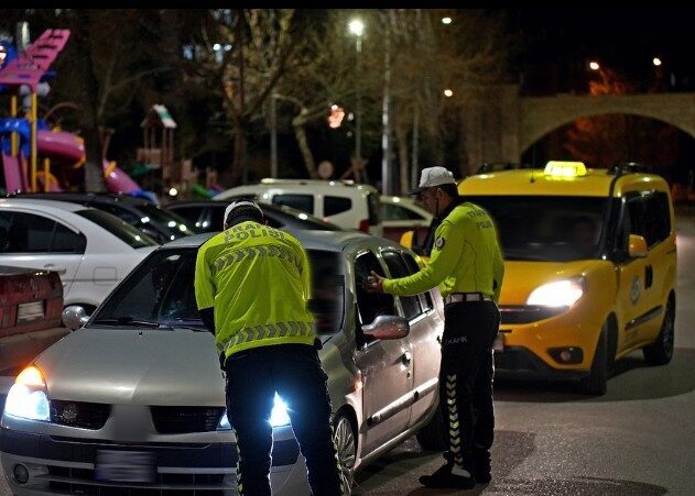 Isparta’da 9 farklı noktada yapılan modifiye ve abartı egzoz denetimlerinde