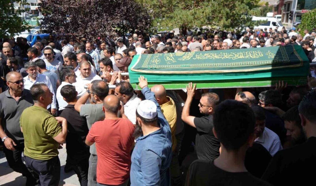 Ordu’nun Fatsa ilçesinde düzenlenen motosiklet festivaline giderken Mesudiye yakınlarında virajı