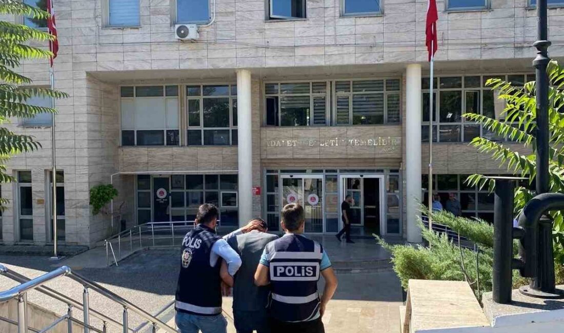 Muğla’nın Ula ilçesinde polis ekiplerince gerçekleştirilen operasyonda, 3 farkı suçtan