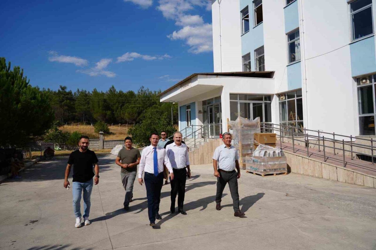 Muğla’nın Menteşe ilçesinde bulunan Sosyal Bilimler Lisesi’nde yürütülen büyük onarım