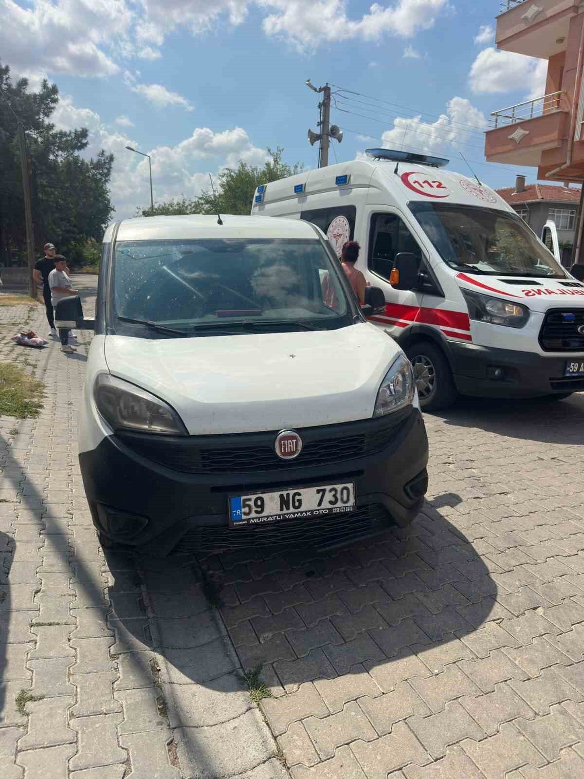 Tekirdağ’ın Muratlı ilçesinde meydana gelen trafik kazasında yaşlı bir kadın