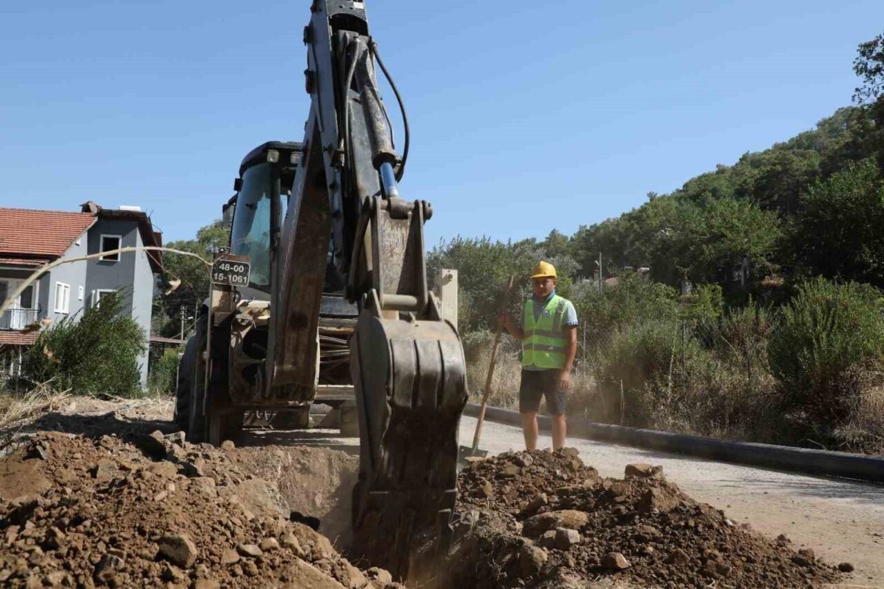 Muğla Büyükşehir Belediyesi MUSKİ ekipleri tarafından Fethiye İlçesi Göcek Mahallesi’nde