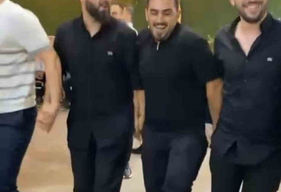 Muş şehir merkezinde gerçekleştirilen bir düğünde, damadın sağdıcı ayağındaki alçıya