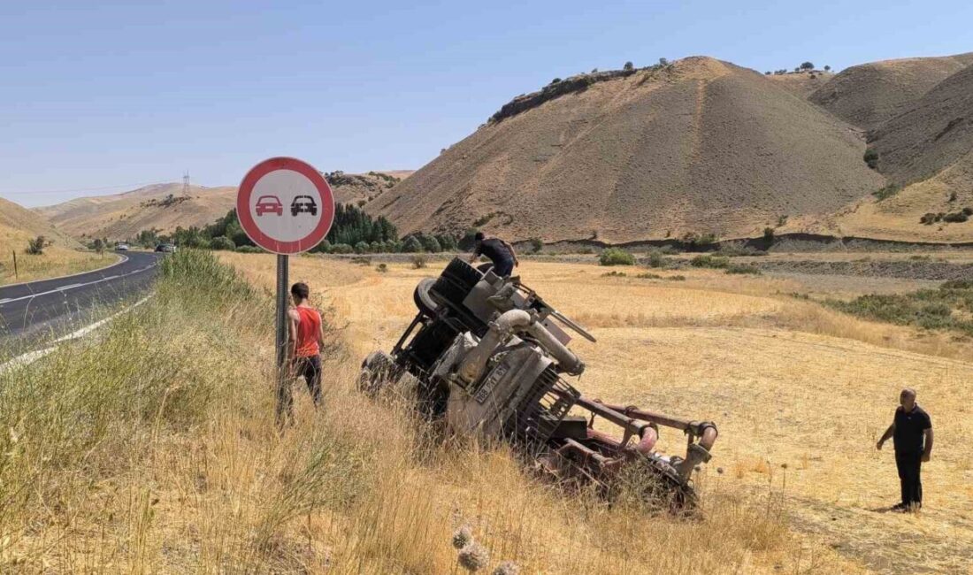 Muş’un Korkut ilçesinde beton pompası yüklü bir tır, sürücüsünün direksiyon