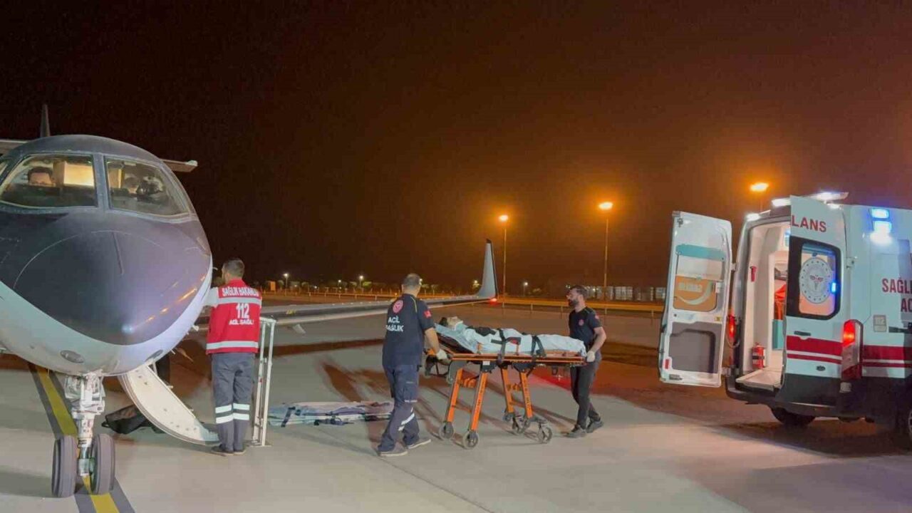 Muş’ta bisiklet sürerken otomobilin çarpması sonucu ağır yaralanan 14 yaşındaki