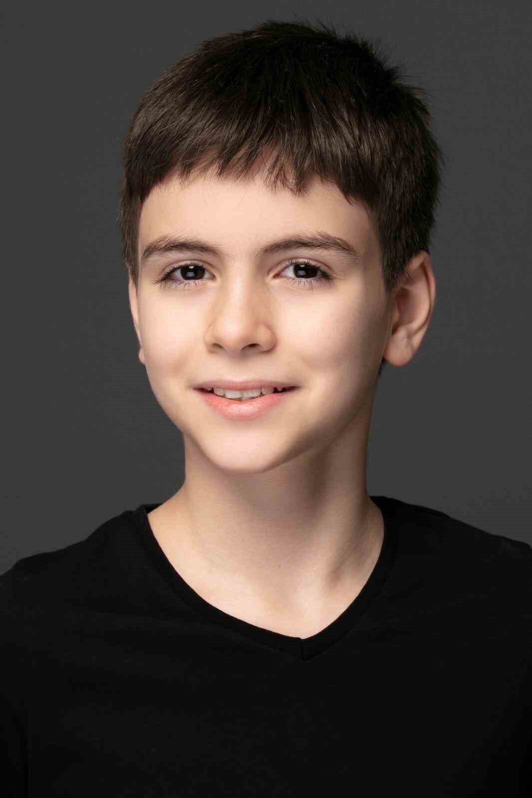 Genç oyuncu Mustafa Konak, “Kıskanmak” dizisinin kadrosuna katıldı. Konak, Mehmet