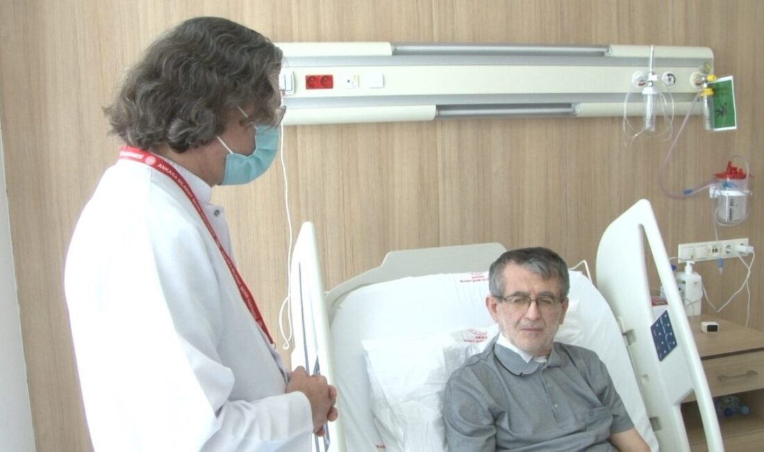 Çocuklukta yakalandığı zatürre sonrası KOAH teşhisi konulan İzzet Armutçu (55),