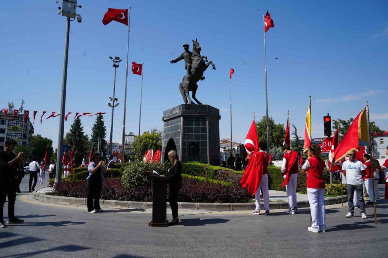 30 Ağustos Zafer Bayramı’nın 103’üncü yıldönümü; Niğde’de düzenlenen törenlerle kutlandı.