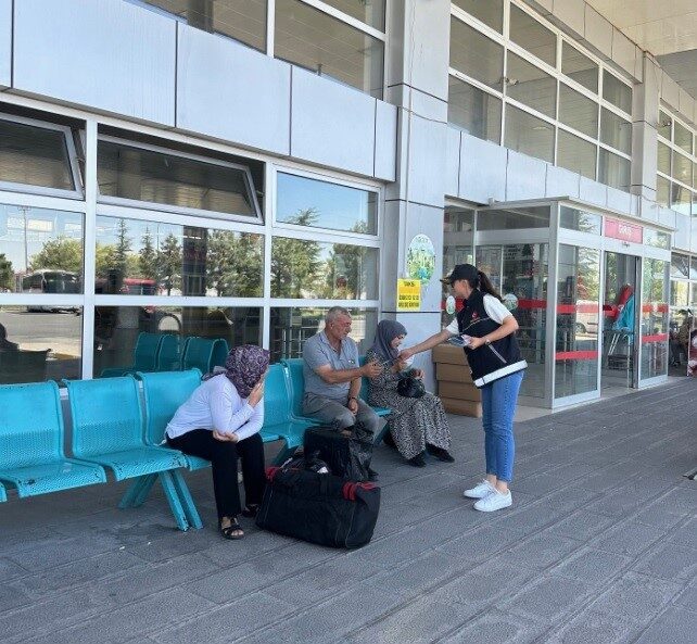 Niğde Emniyet Müdürlüğü, uyuşturucu ile mücadelede toplumsal farkındalığı artırmak ve