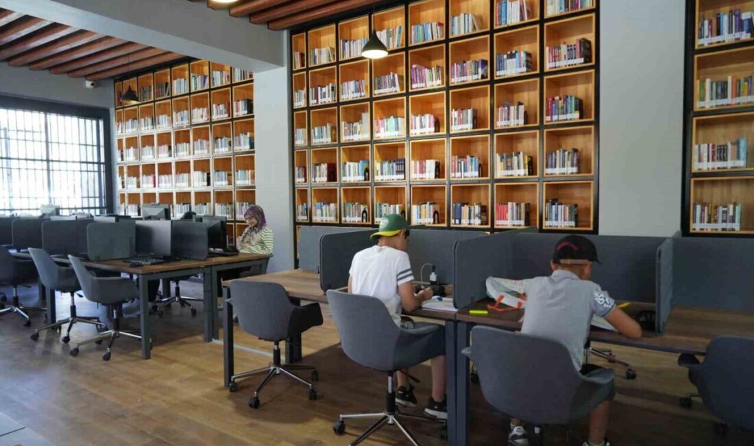 Niğde Belediyesi’nce İlhanlı Mahallesi’nde yapımı tamamlanan Yaşar Kaplan Kütüphanesi ve